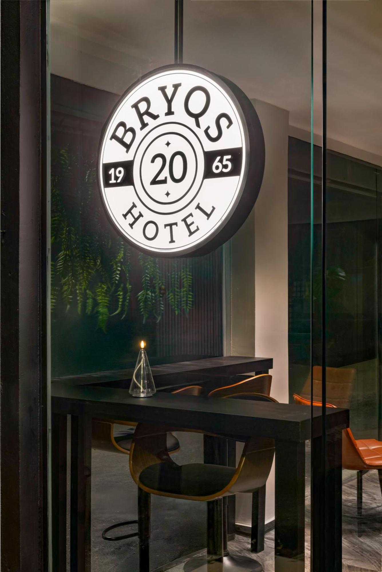 Bryqs Hotel Kuala Lumpur Extérieur photo
